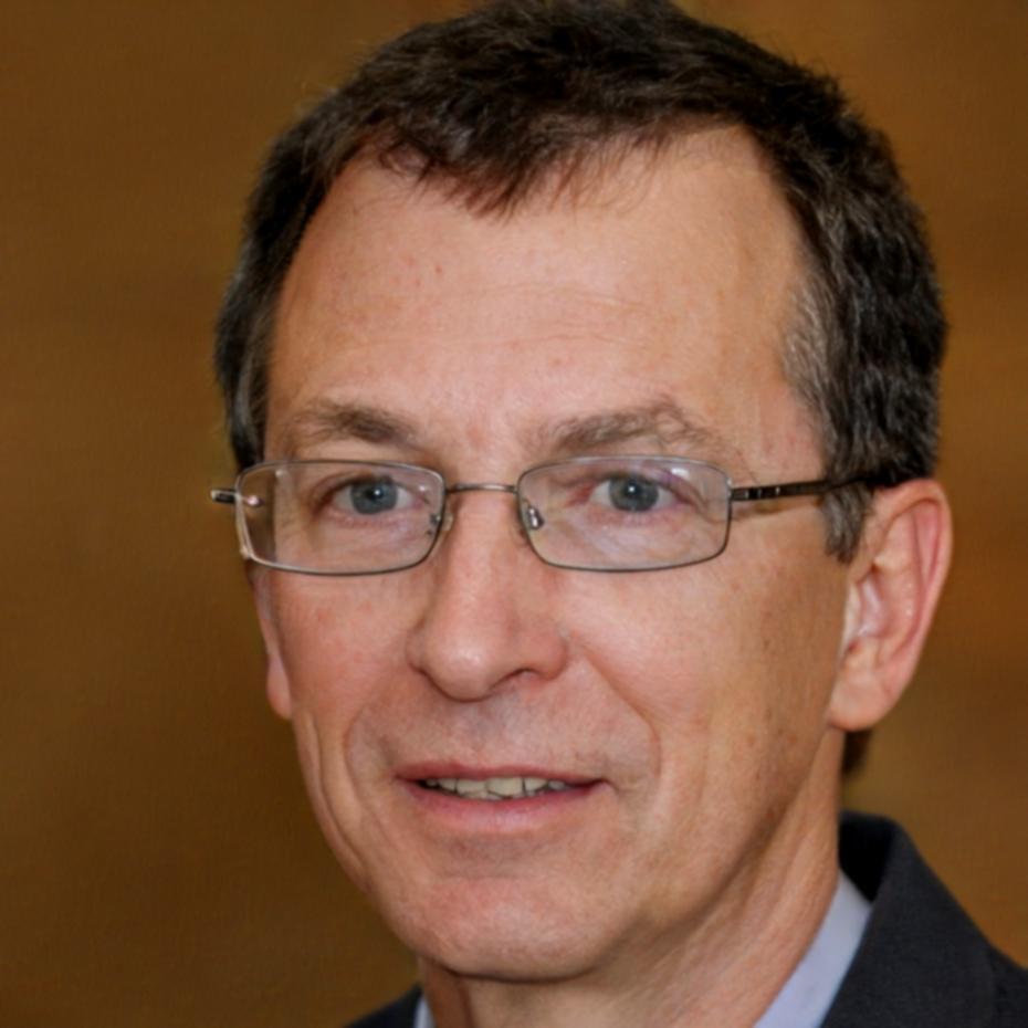 Portrait de Julien Traversini, directeur des analyses concurrentielles